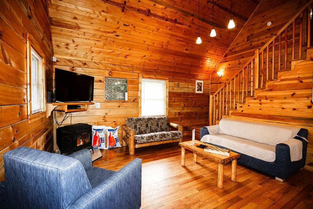 The Cabins At Pine Haven - Beckley Beaver Luaran gambar